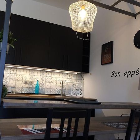 Une Terrasse aux Chartrons Bordeaux Extérieur photo